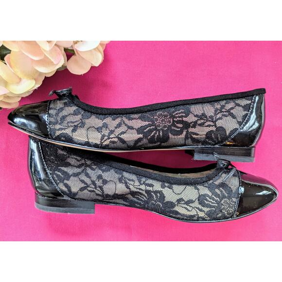 NEW Marc Fisher Jodi Black Leather Ballet Flats Floral Lace Cap Toe Bow Size 5.5 - Picture 3 of 12